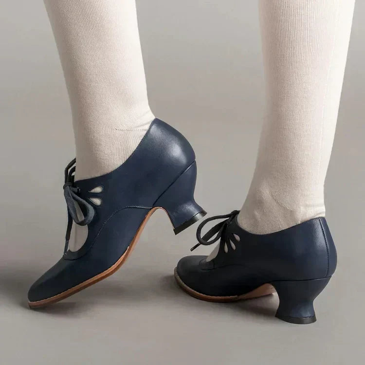 Botki damskie sznurowane w stylu retro