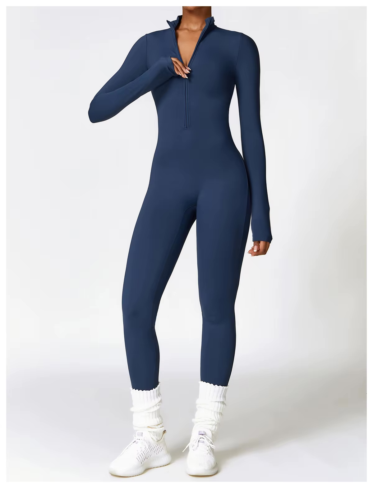 Kombinezon damski ocieplany dopasowany z zamkiem