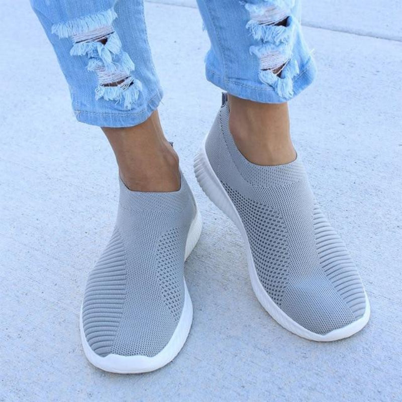 Sneakersy Damskie Wsuwane Slip On Z Cyrkoniami
