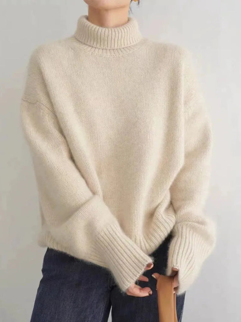 Sweter Damski z Golfem Oversize Ściągacz